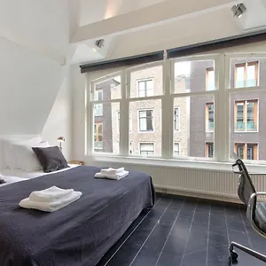 2 Bedroom Center Terrace Apartment